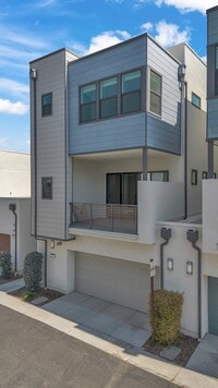 Building Photo - 347 Novel