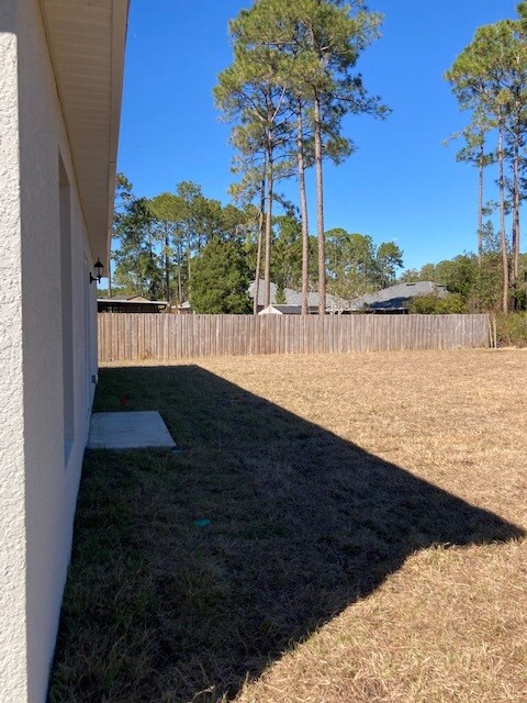 Building Photo - 11 Ripcord Ln