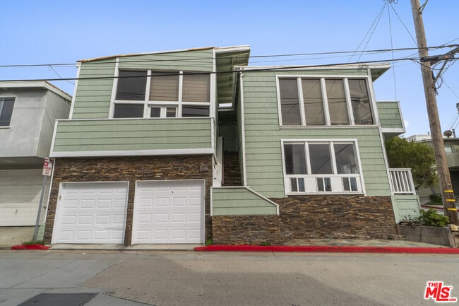 Building Photo - 115 44th St