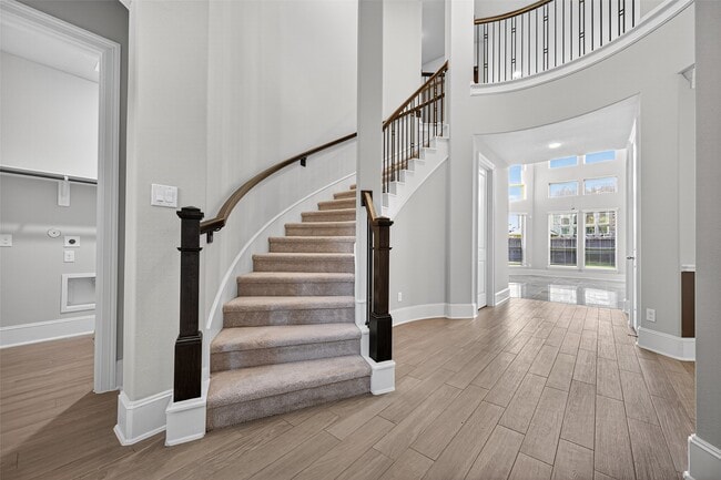 Building Photo - 1107 Passion Flower Wy
