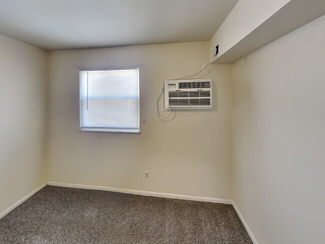 Building Photo - 31 Chittenden Ave