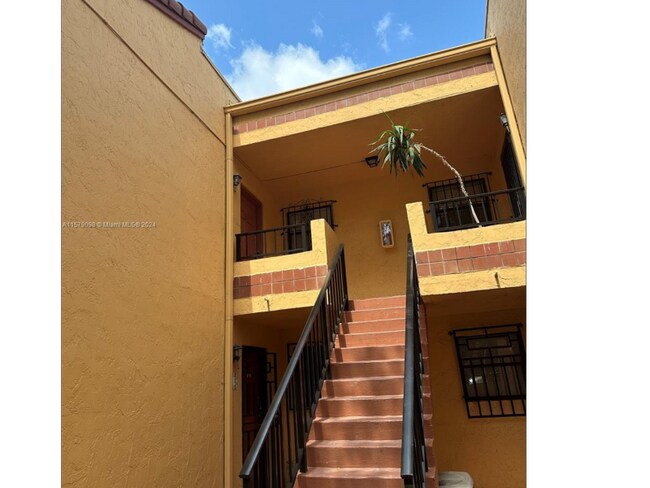 Building Photo - 10833 NW 7th St