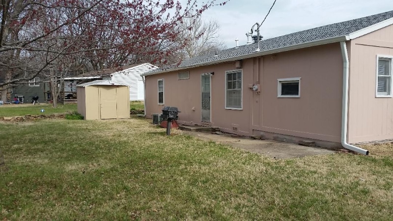 Building Photo - 4801 SW 28th St