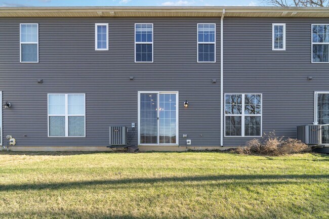 Building Photo - 3275 Katie Wy