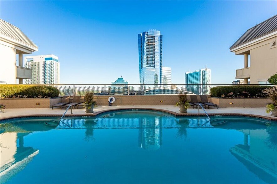 Building Photo - 3334 Peachtree Rd NE