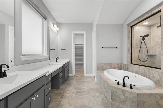 Building Photo - 3333 Alexandra Ln