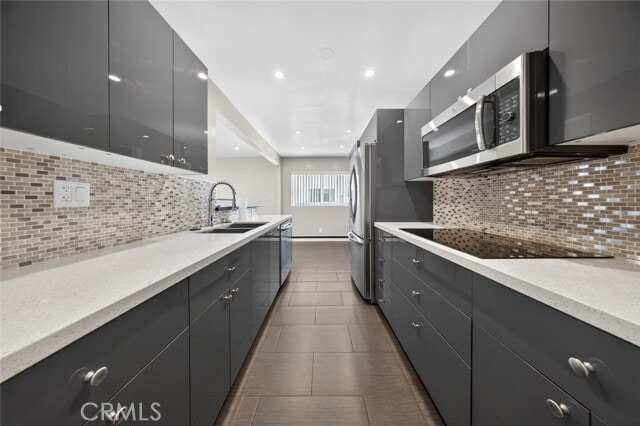 Building Photo - 1339 N Columbus Ave