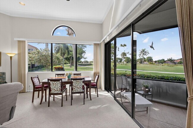 Building Photo - 773 Windermere Way