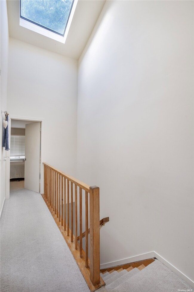 Building Photo - 220 Montauk Hwy