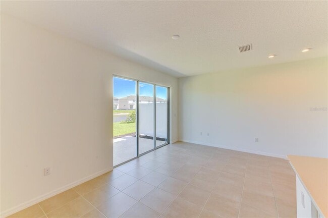 Building Photo - 5744 Haven Ter