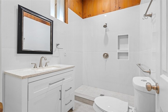 Building Photo - 18125 FM 1484 Rd