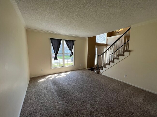 Building Photo - Welcome to this beautiful 4-bedroom, 2.5-b...