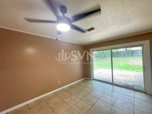 Building Photo - 313 Vanderbilt Dr