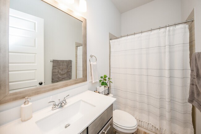 Building Photo - 29831 Blooming Iris Ln