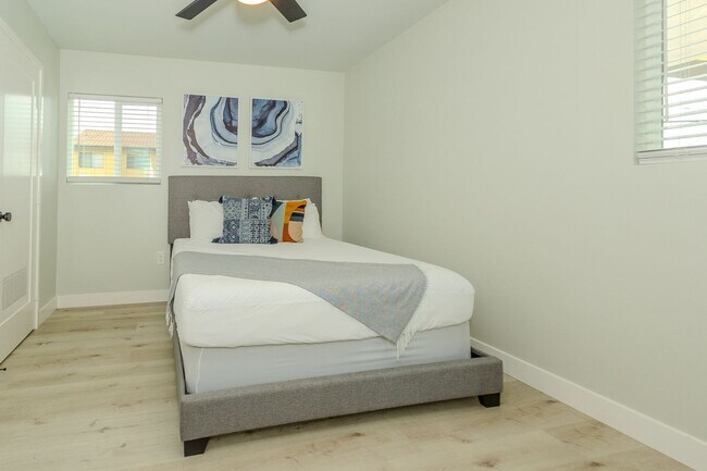 Building Photo - Renovated 1 Bed/1 Bath Single Family Home in Pacific Beach w/Patio/Parking/Washer/Dryer