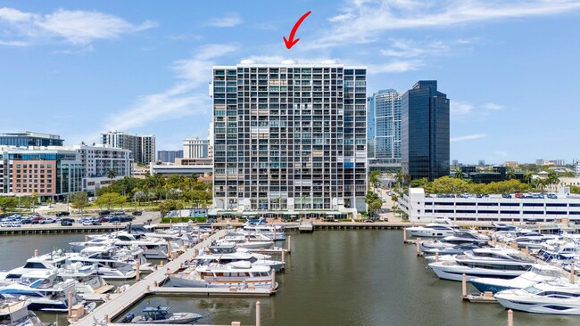 Building Photo - 400 N Flagler Dr