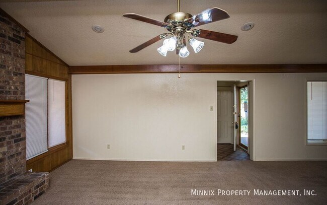 Building Photo - 5807 2nd St