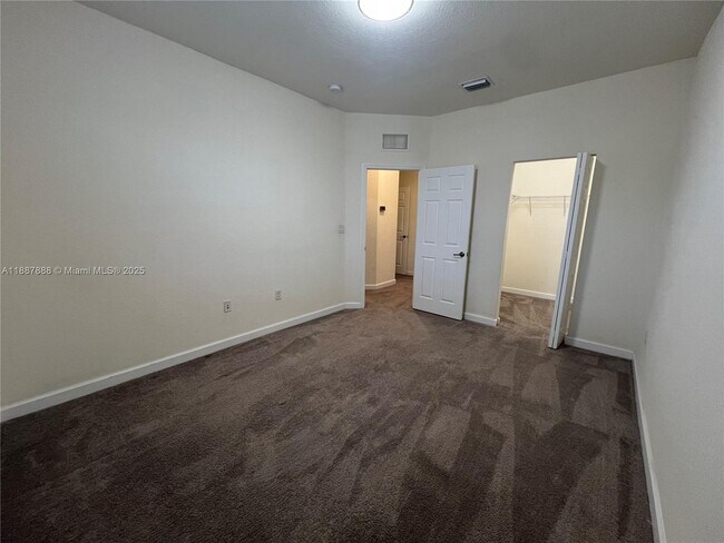 Building Photo - 15080 SW 119th Ln