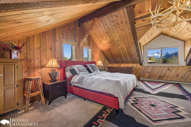 Building Photo - 575 Targhee Towne Rd