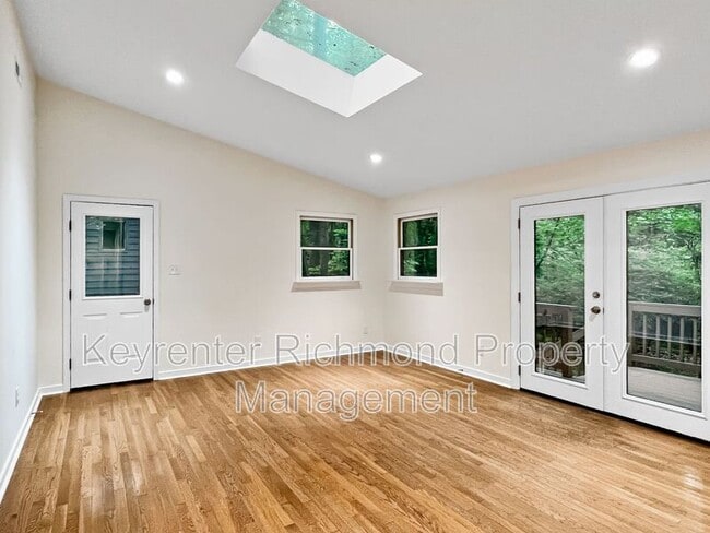 Building Photo - 2112 Autumn Oaks Ln