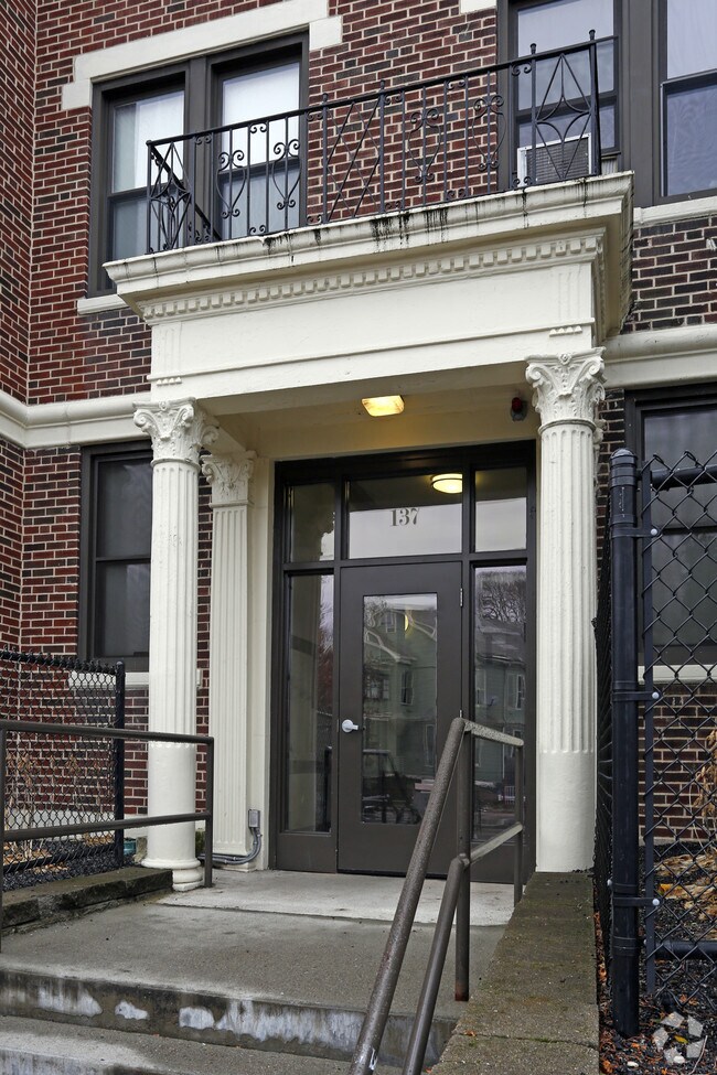 Danube Apartments 137 Columbia Rd Dorchester MA 02121 Apartment Finder