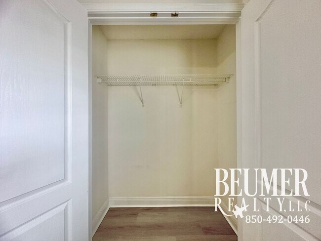 Building Photo - 4br/3ba Big, Bold, Beautiful Home for Rent