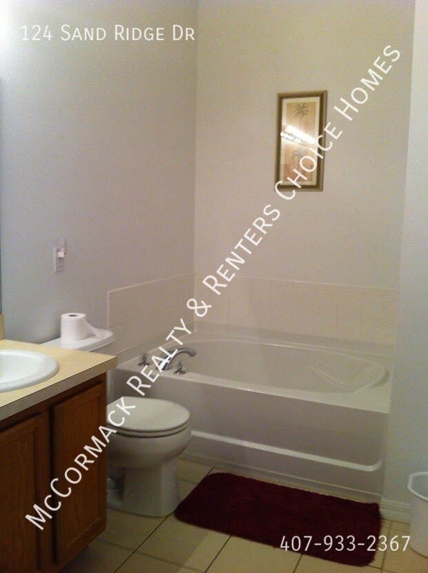 Building Photo - 124 Sand Ridge Dr