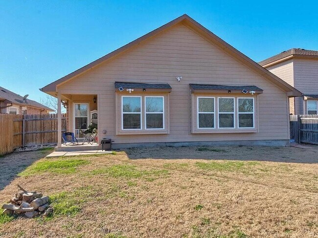 Building Photo - 8217 Reggio St