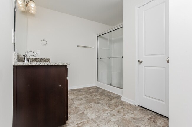 Building Photo - 394 Eagle Feather Loop