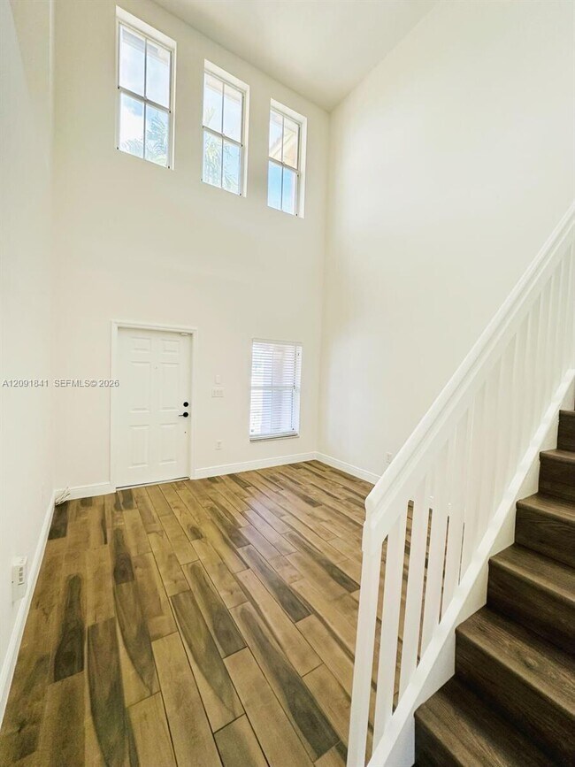 Building Photo - 202 Riverwalk Cir
