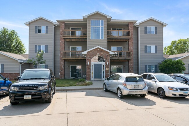 Primary Photo - $1,150 | 2 Bedroom, 1 Bathroom Condo | Pet...