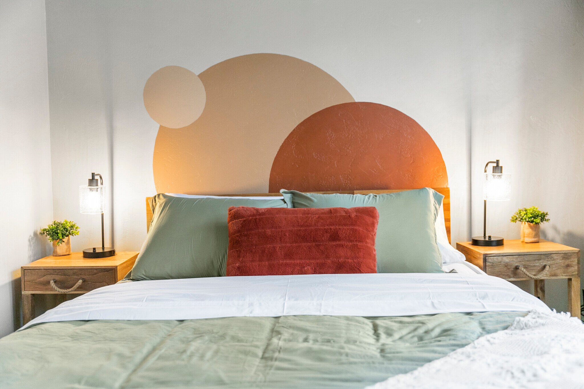 Building Photo - 509 N Lawe St