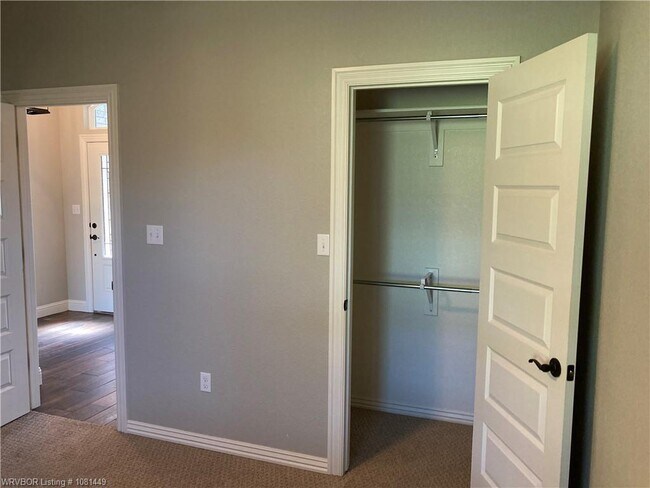 Building Photo - 8000 Jepsen Dr