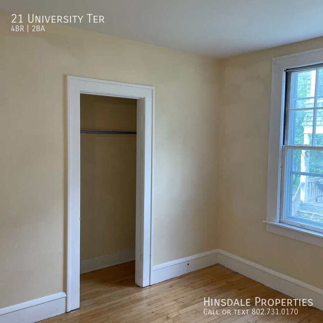 Building Photo - 21 University Terrace