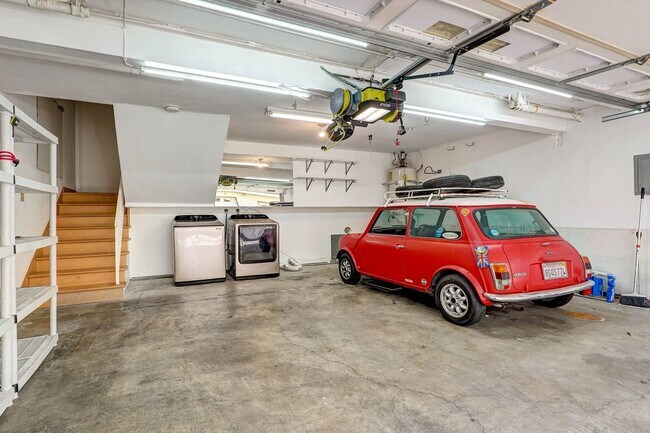 Building Photo - 19355 Sherman Way