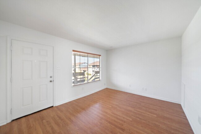 Building Photo - 2828 61st St