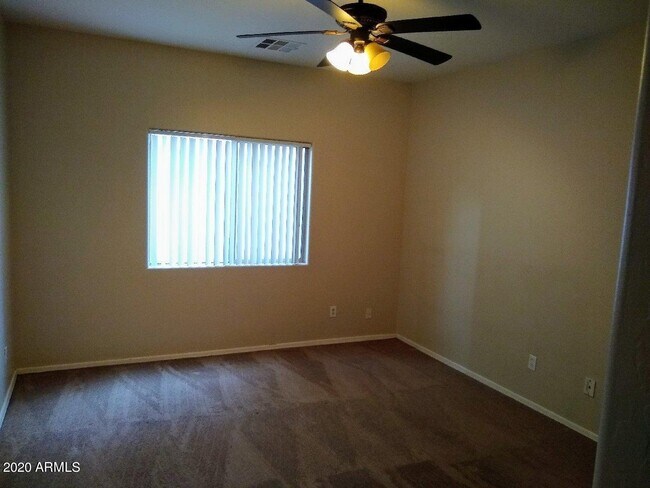 Building Photo - 11392 W Mountain View Dr