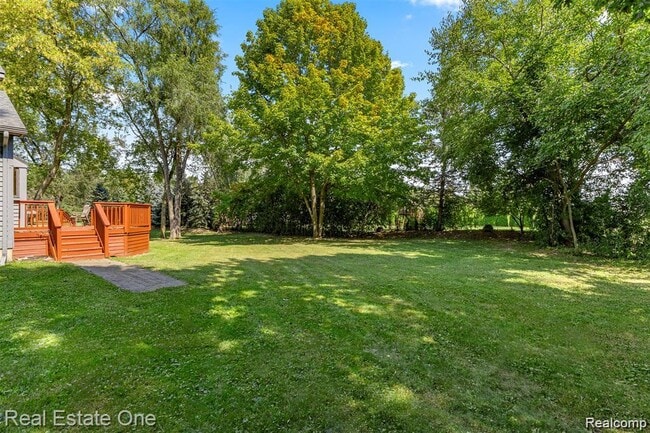 Building Photo - 18990 Beck Rd