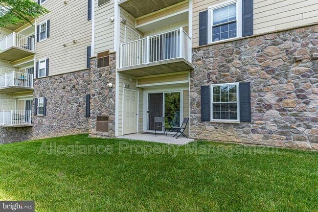 Building Photo - 6301 Edsall Rd