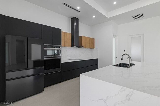 Primary Photo - 4333 SW 16th Pl