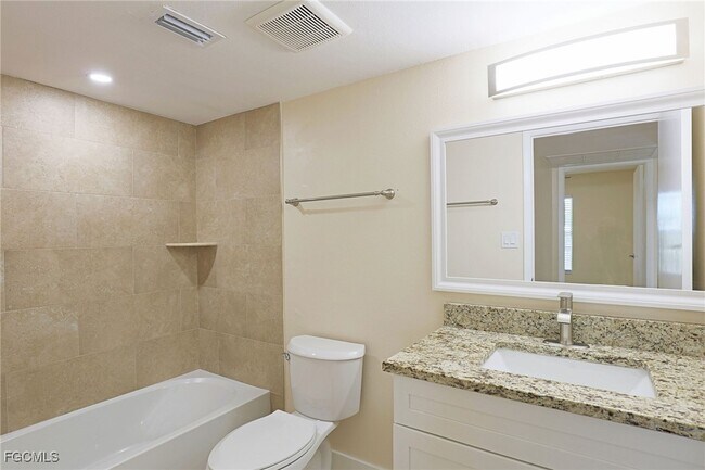 Building Photo - 5331 Summerlin Rd