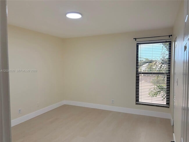 Building Photo - 1606 NW 90th Way