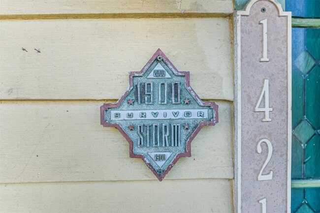 Building Photo - 1421 Winnie St