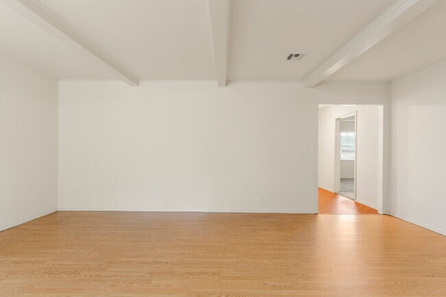 Building Photo - 6010 S 73rd East Ave