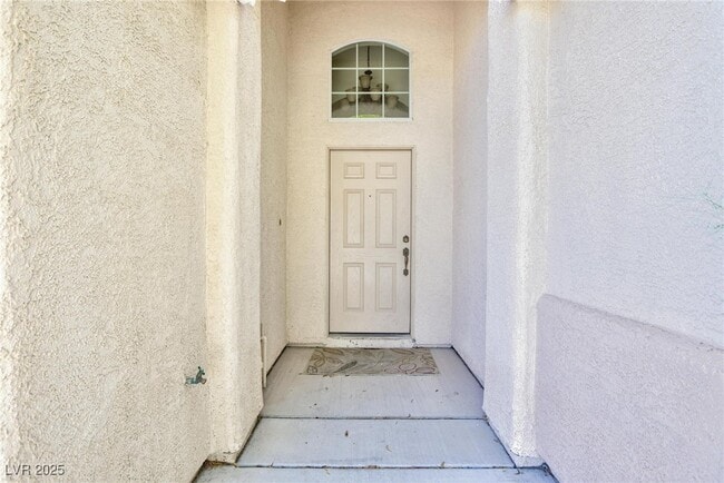 Building Photo - 3517 Amish Ave
