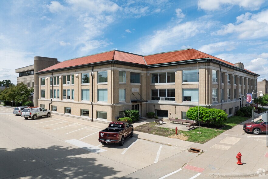 Primary Photo - Iowa Mutual Lofts