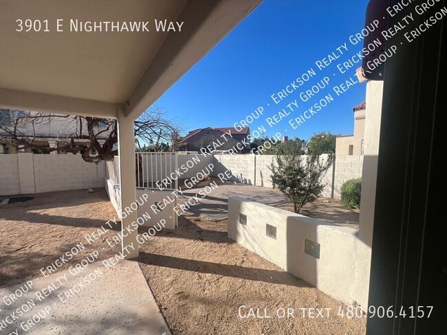 Building Photo - 3901 E Nighthawk Wy