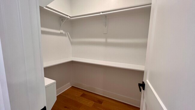 WALK-IN-CLOSET - 5316 East Side Ave