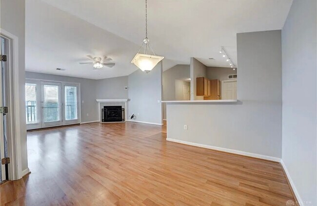 Building Photo - 3044 Westminster Dr