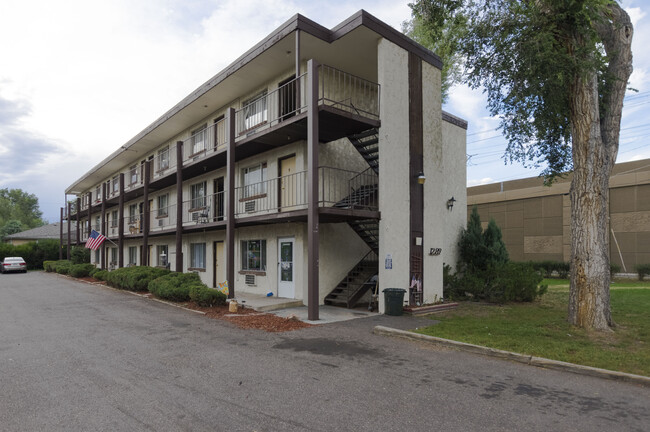 Primary Photo - Yukon Terrace Apartments